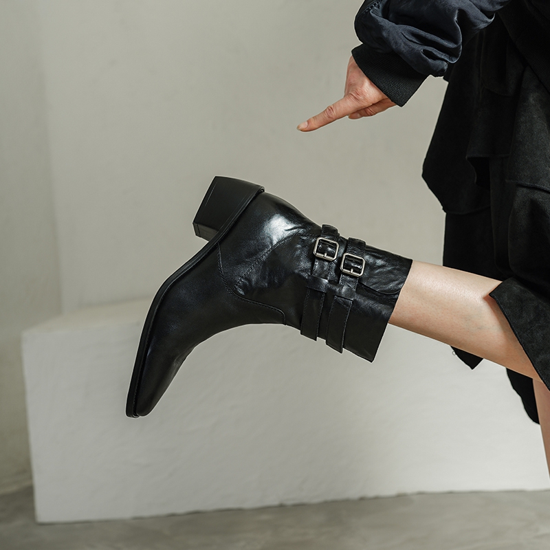 Sepatu Bot Wanita Musim Gugur  - Leather Classic Strap ulasan dan harga